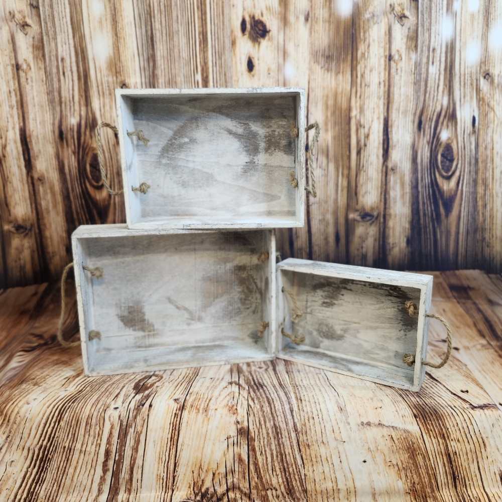 Whitewash Nesting Trays